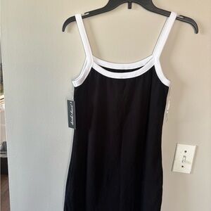 Black and White Sleeveless Dress